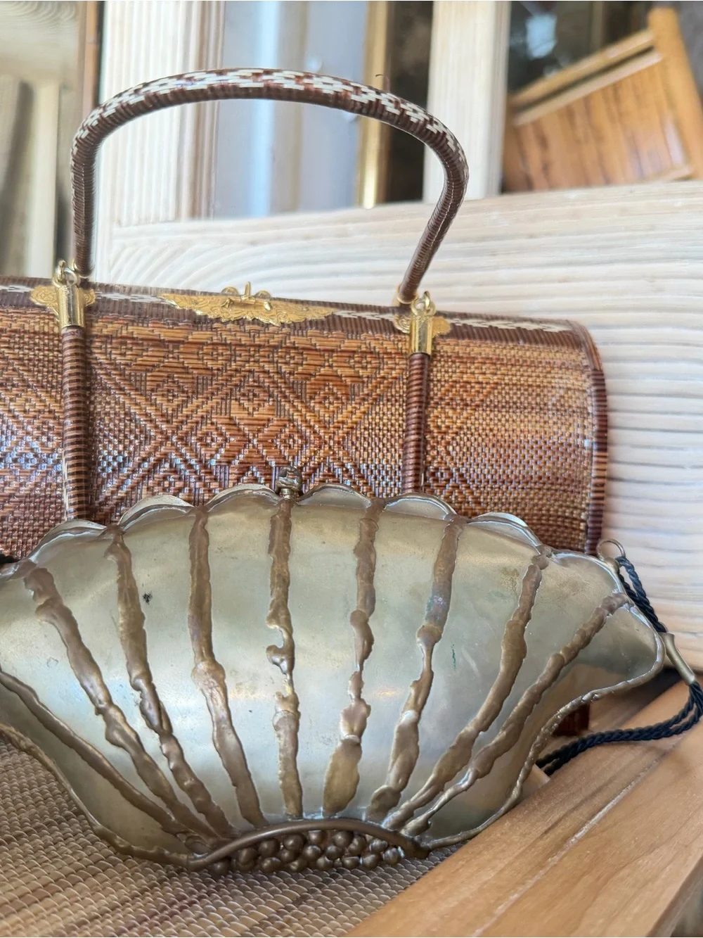 Palm Beach Clam Shell Hard-Case Minaudière Evening Bag Purse